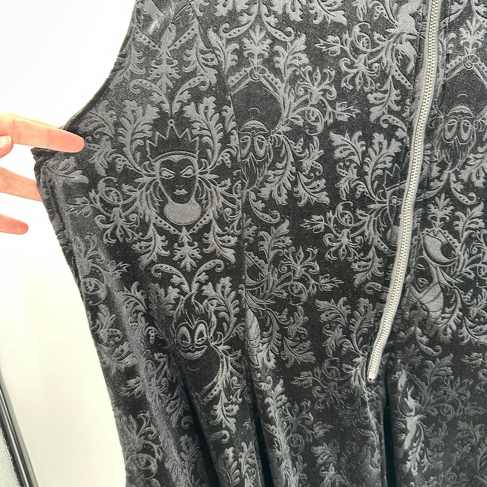 Disney Villain Velvet Embossed Sleeveless Plus Size Skater Dress - Picture 4 of 9